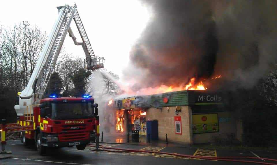 Featured image for “Firefighters tackle huge blaze at Langdon Hills Triangle shopping parade”