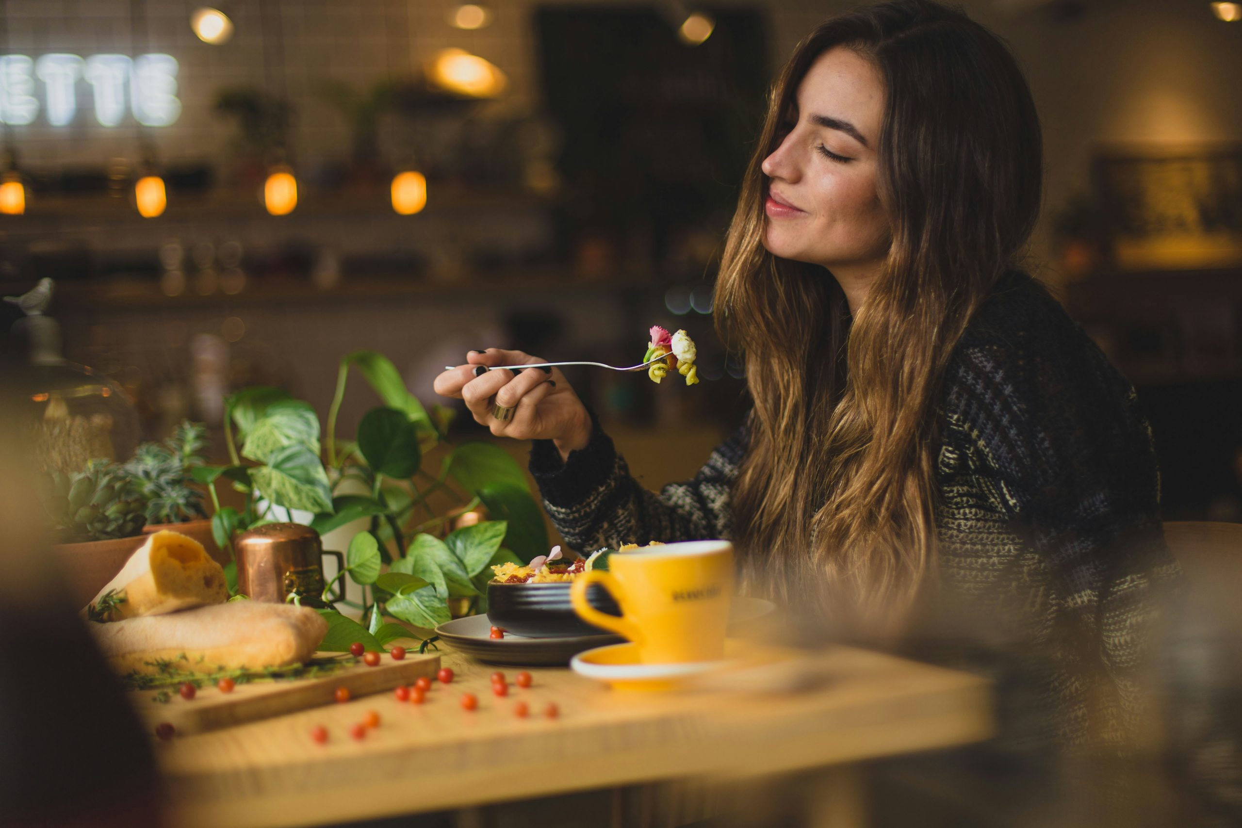 Featured image for “Listen: eating etiquette tips from Grant Harrold”