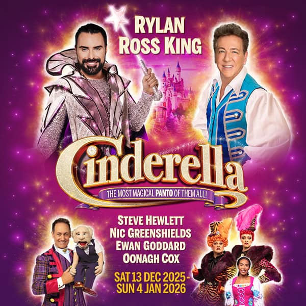 Featured image for “Ross King in Southend Panto at Cliffs Pavilion”